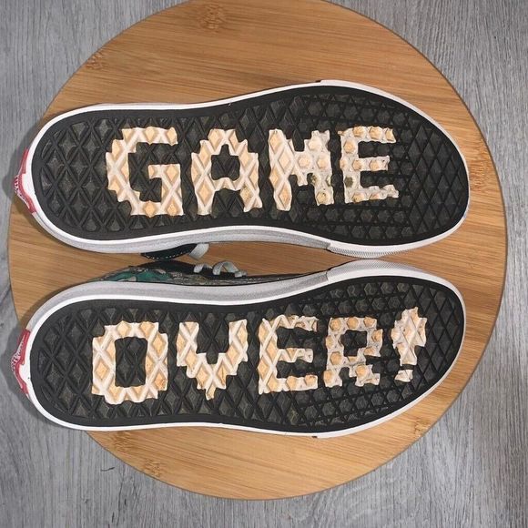 Vans Nintendo X SK8-Hi Reissue Game Over Super Mario Bros Men’s 5 Women’s 6.5 - Picture 4 of 9